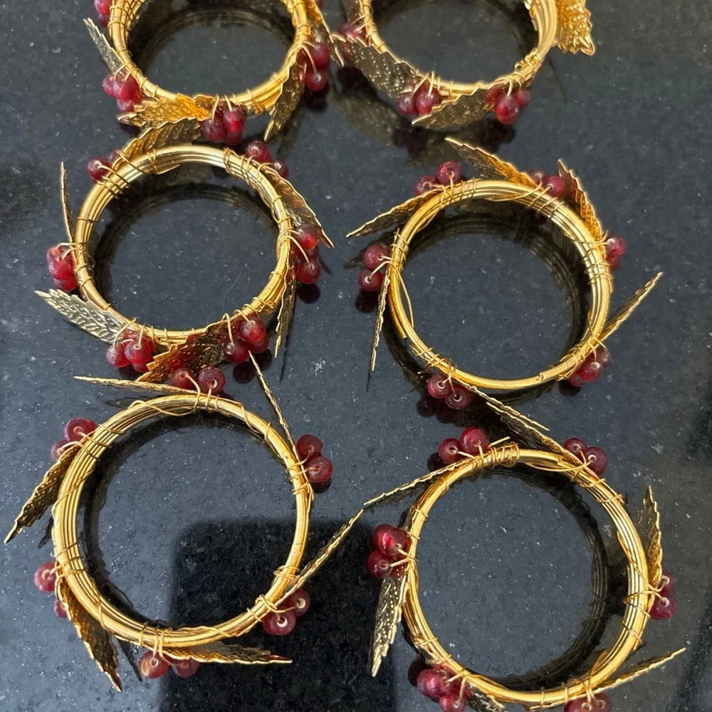 Gold Metal Wire and Leaf with Red Berries Design Napkin Rings Set of 6 Beautiful